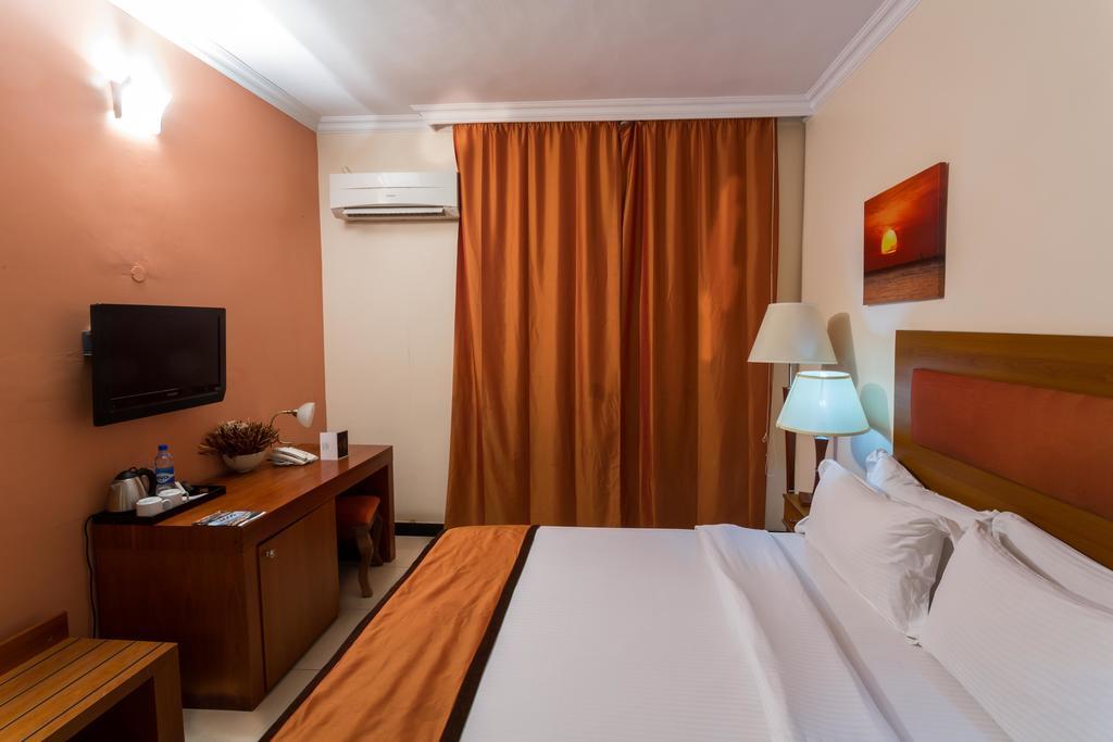 Morning Side Suites Aliayabiagba Εξωτερικό φωτογραφία